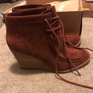 Lucky Brand Suede Ankle Boot